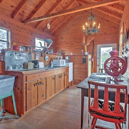 Ark Bunkhouse Fredericksburg Hideaway With Hot Tub Villa Eksteriør billede