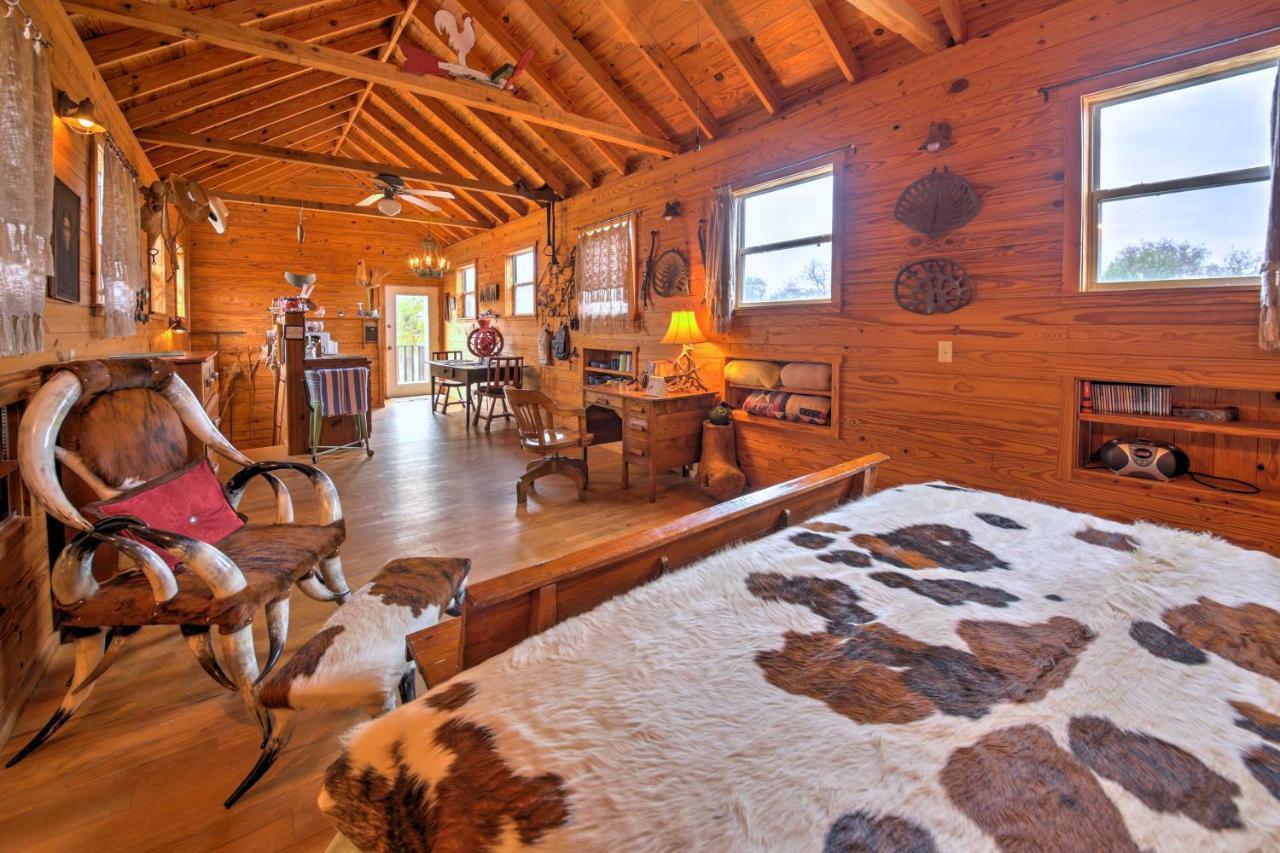 Ark Bunkhouse Fredericksburg Hideaway With Hot Tub Villa Eksteriør billede